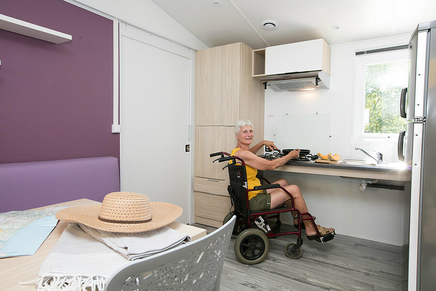 Vakantieverhuur met ingerichte keuken voor de toegankelijkheid van mensen met beperkte mobiliteit