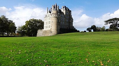 Tourisme à Brissac Loire Aubance : château, vignobles et patrimoine